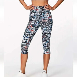Lululemon Break‎ Free Tight Culture Clash Multicolor Mosaic Print Crop Athletic